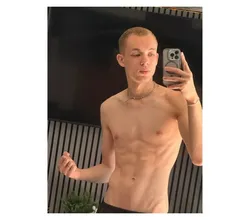 Escorts Grays, England Twink Top&Bottom accom Brazilian mix🇧🇷🍆