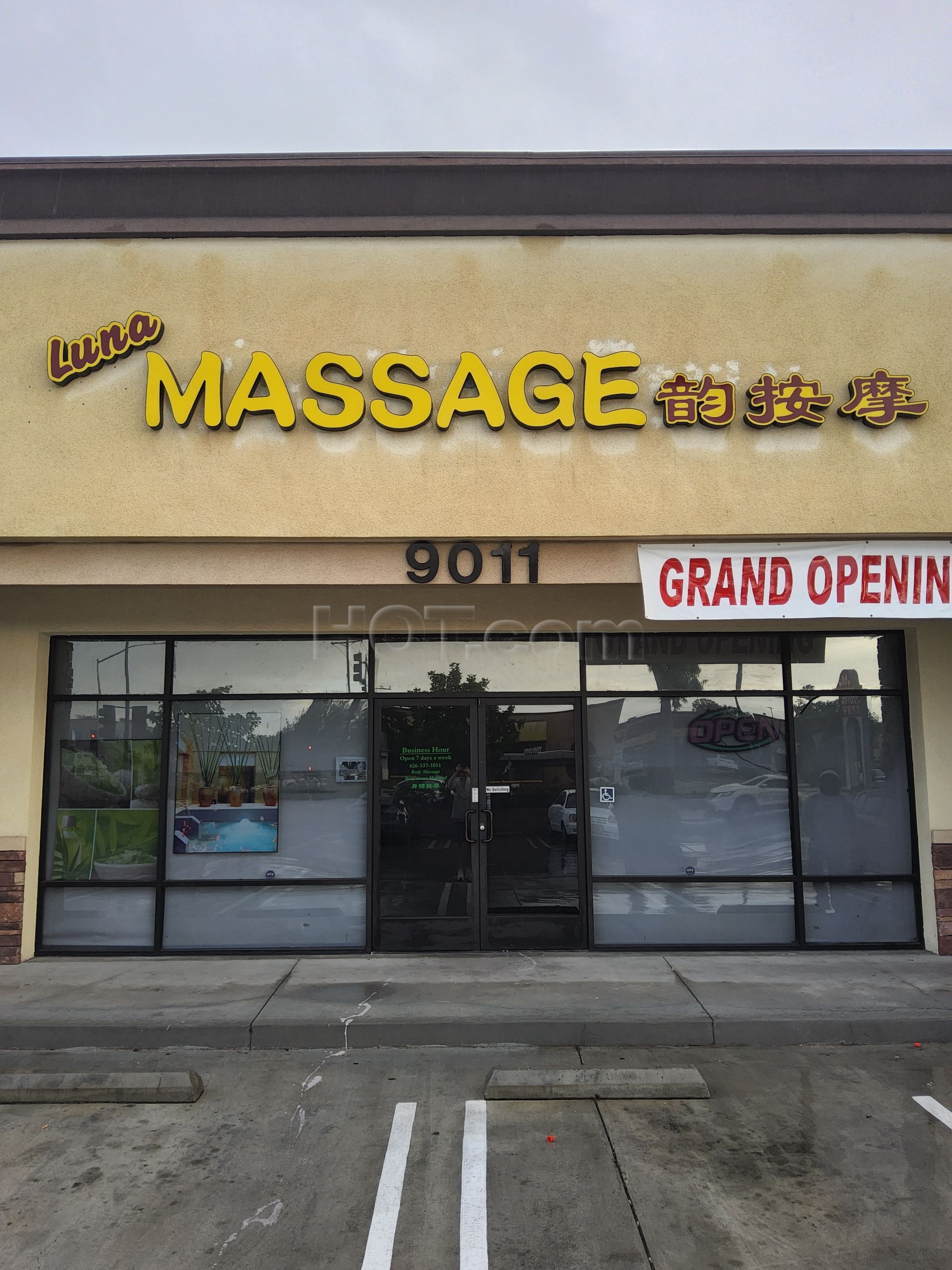 Rosemead, California Luna Massage