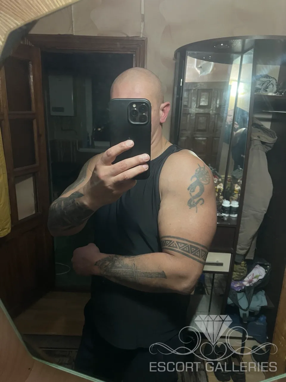 Escorts Kyiv, Ukraine Drago