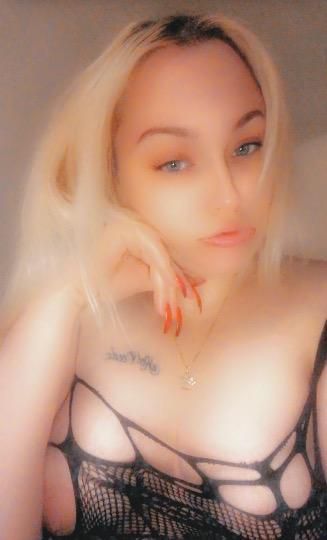 Escorts Tacoma, Washington private INCALLS !! 🩷OUTCALLS !! ONLYFANS: a1.sn0w 🎥👉🏼🤩 CURVY AND CUTE BLONDE 💖💞TNA verified (Over 40 reviews)