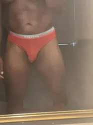 Escorts Minneapolis, Minnesota VersJockJ