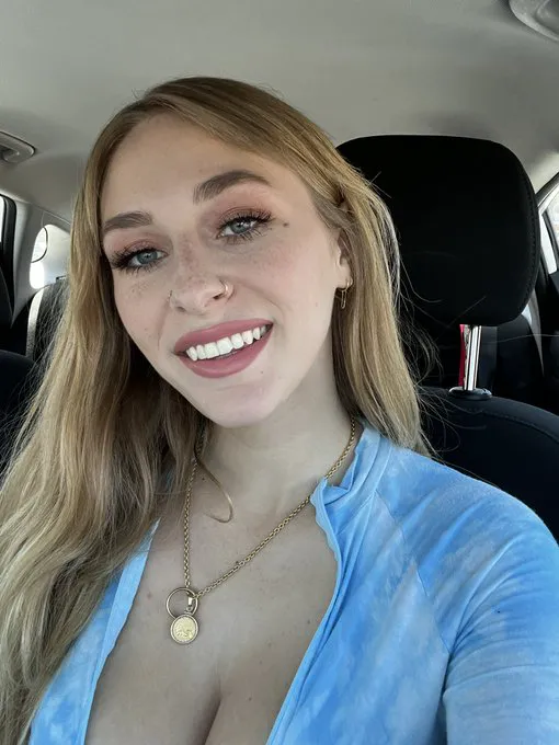 Escorts Prague, Czech Republic Naomie