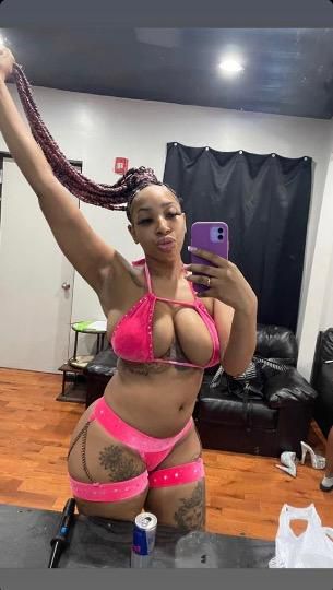 Escorts Buffalo, New York 💋pretty boobs ❤ HOT ass 🥶 Im fully avail for both incall and outcall i do facetime shows ✔🔥SPECIAL SERVICE FOR ANY GUYS😇Available in/outcall And CARCARDATE✔❤  25 -