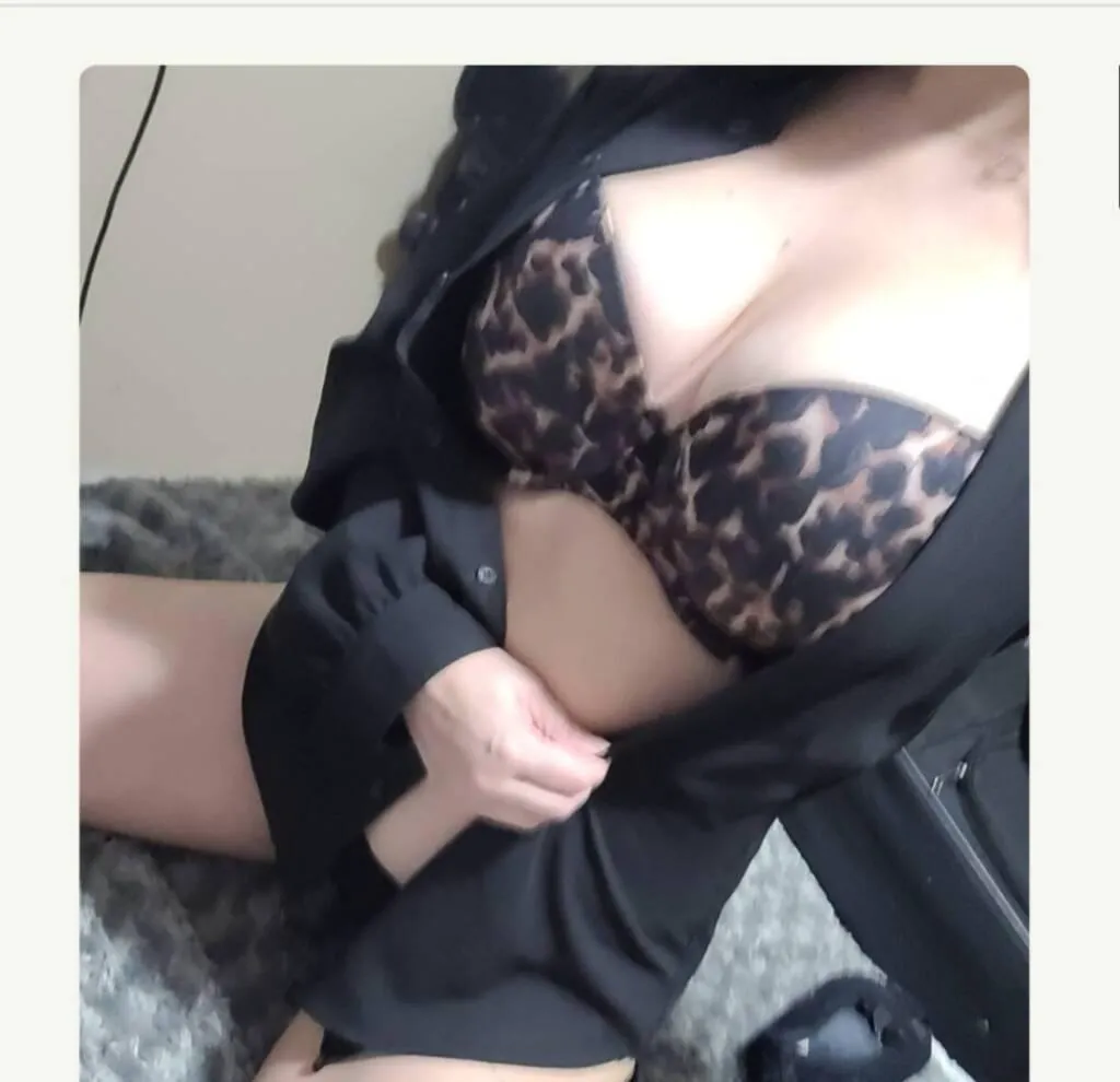 Escorts Moncton, New Brunswick Olivia