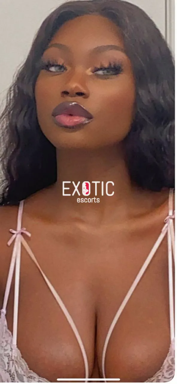 Escorts Kenya Mariah