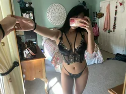 Escorts Cambridge, Ontario Brenda