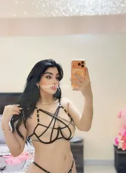 Escorts Abu Dhabi, United Arab Emirates Jasmine