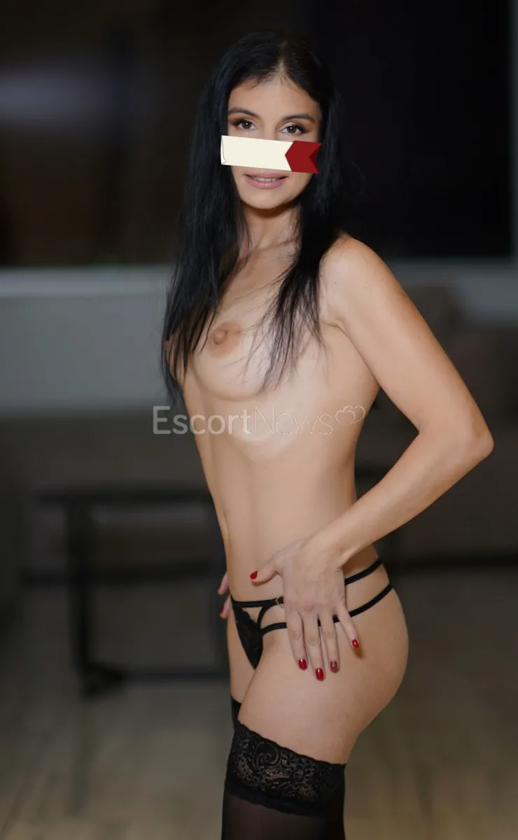 Escorts Greece rafaela