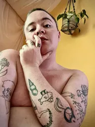 Escorts Portland, Oregon FTM boy next door...