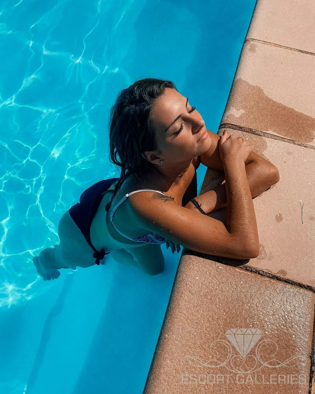 Escorts Paris, France null